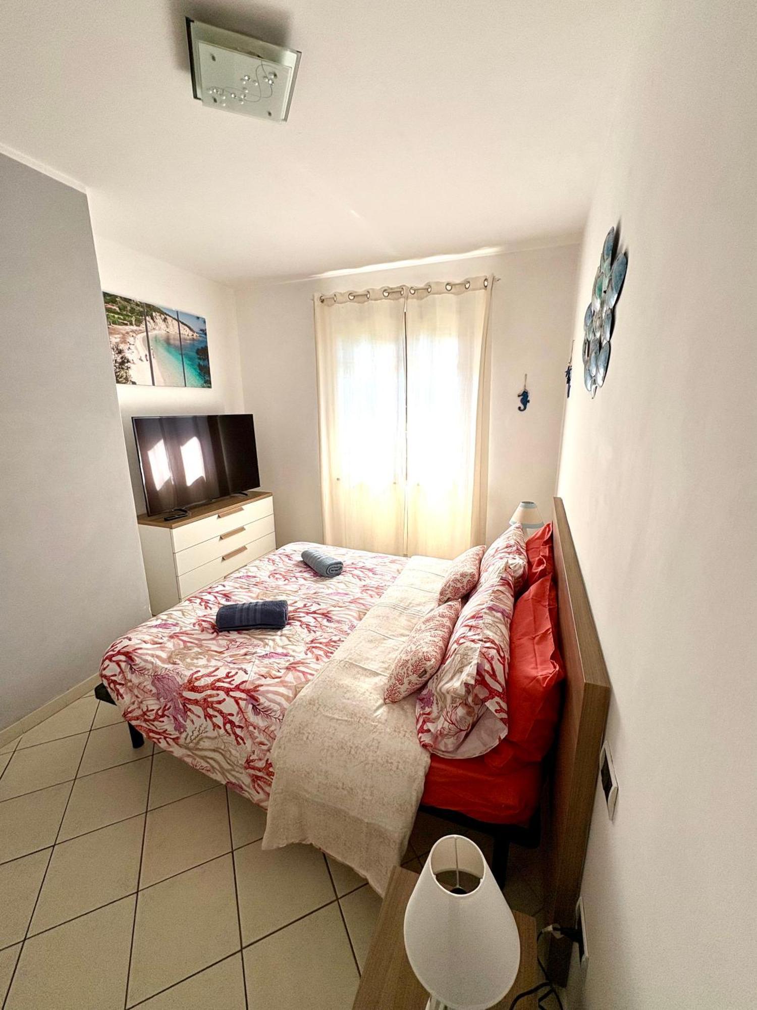 Consumella24 Apartment Портоферайо Екстериор снимка